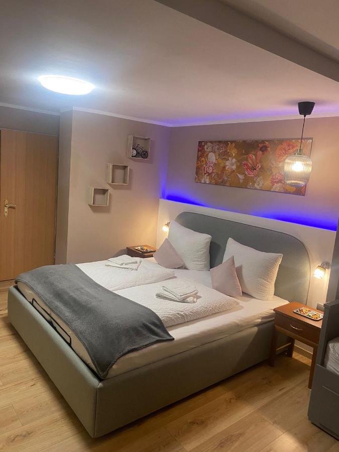 Hotel Gonzlay 特拉本特拉巴赫 外观 照片