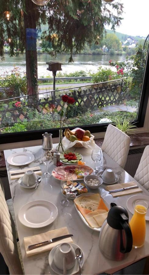 Hotel Gonzlay 特拉本特拉巴赫 外观 照片