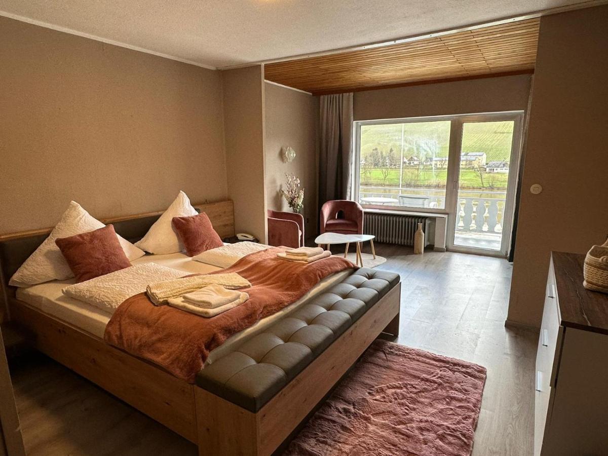 Hotel Gonzlay 特拉本特拉巴赫 外观 照片